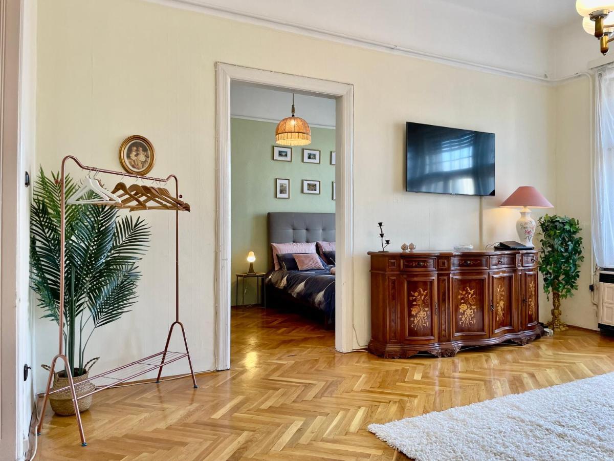 Jolan Suite Budapest Extérieur photo